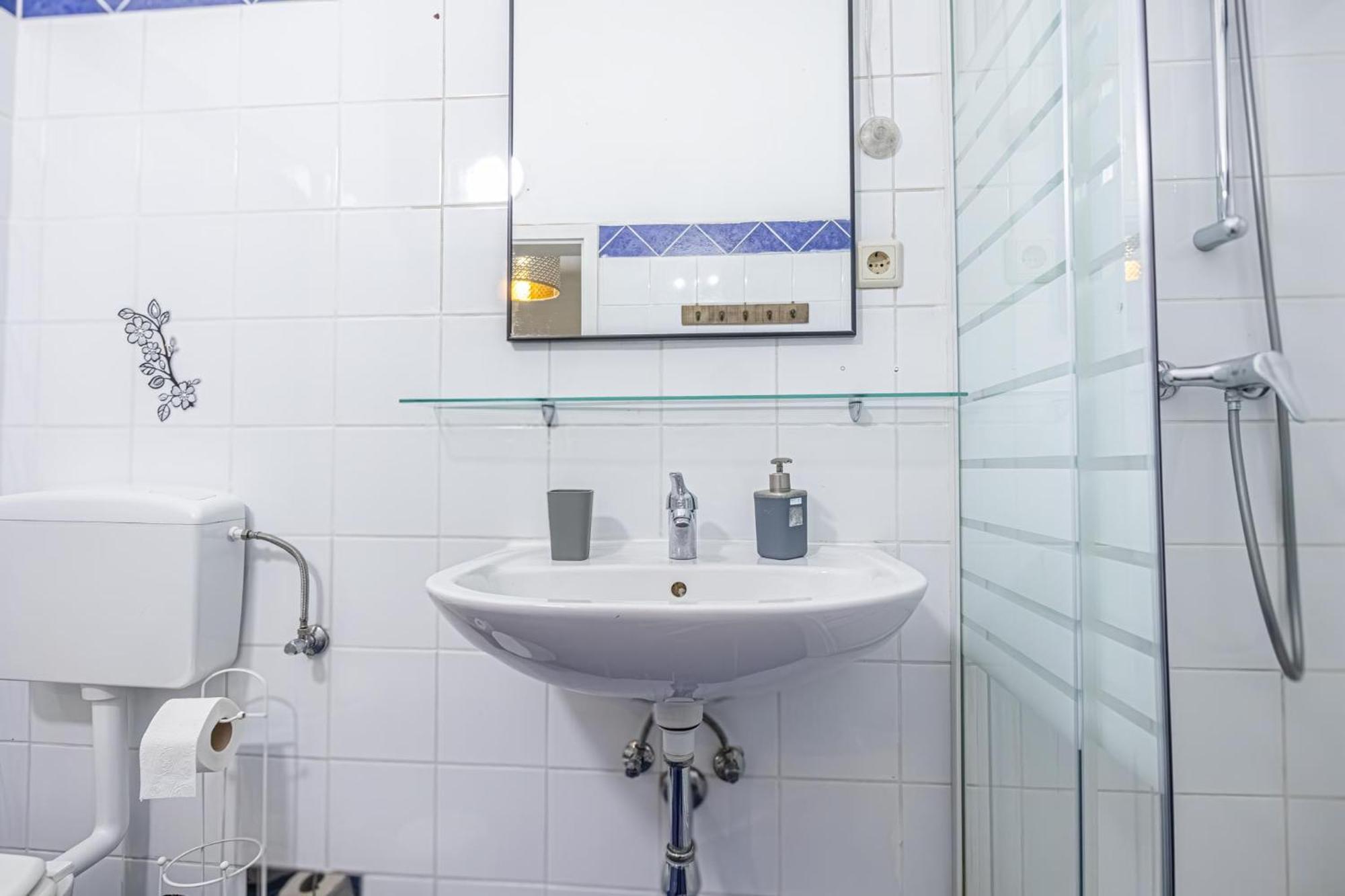 Cozy 1Br - Perfect For Long Stays Βιέννη Εξωτερικό φωτογραφία